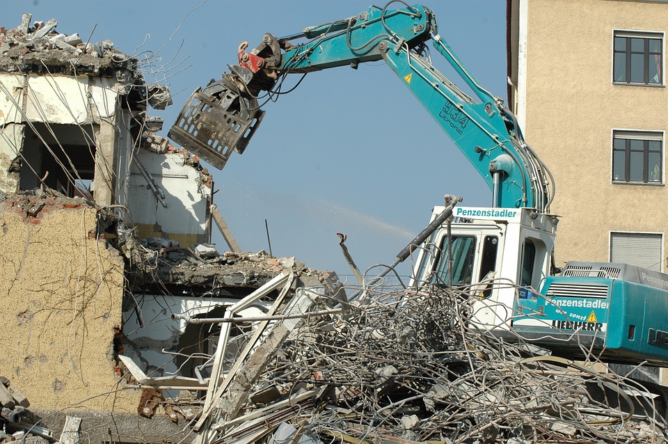 What do we do with Construction Demolition Waste in Canada