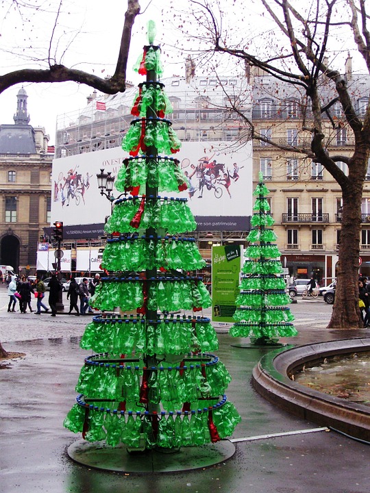 Using Solid Waste to make Art and Architecture in Toronto