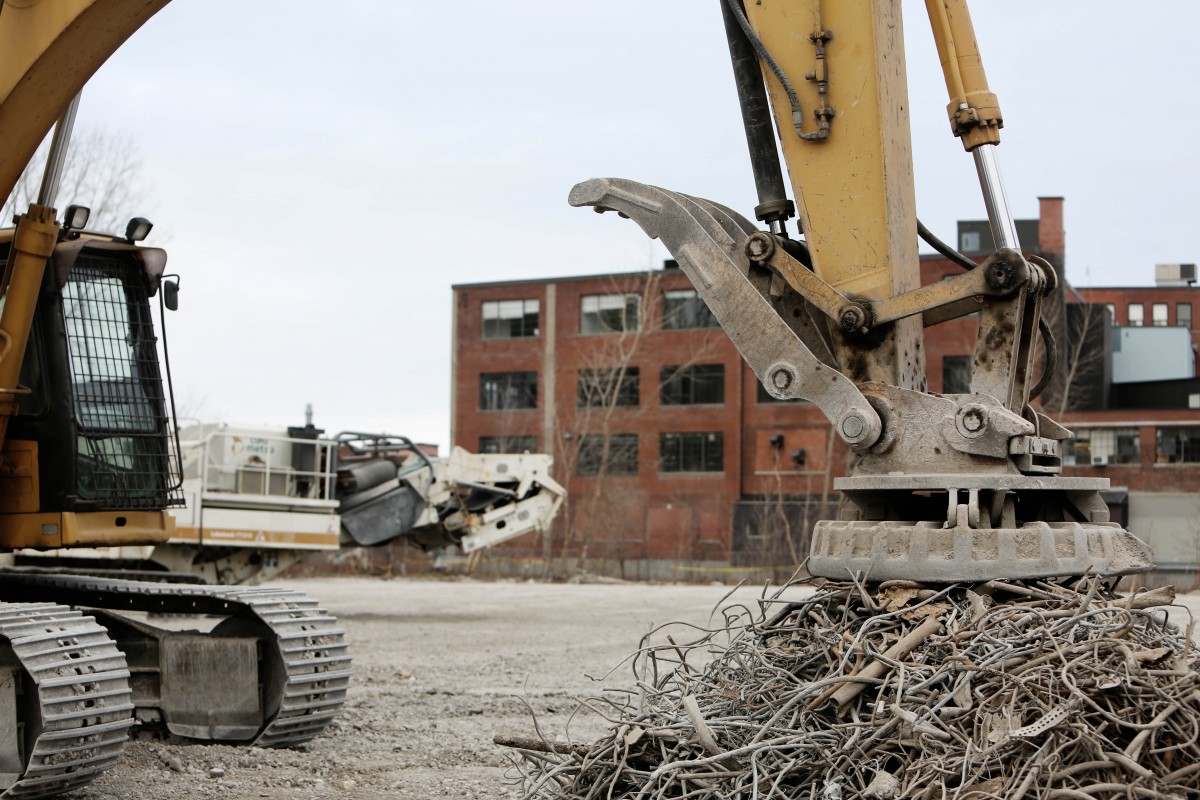 Junk Removal and Recycling for a Home Renovation is Important to Cleaning Up